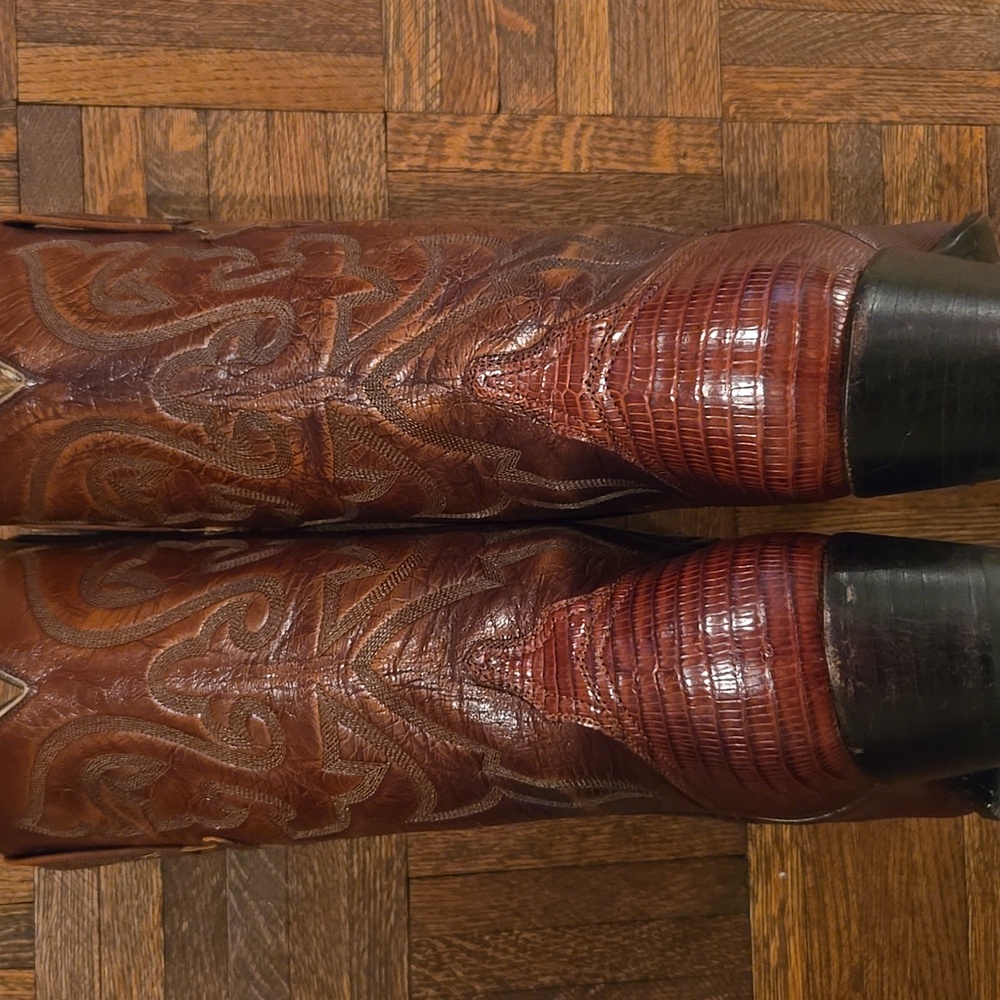 RARE VTG! Lucchese Classic Lizard Boots W/FREE 3D LEATHER WALLET TODAY ONLY! - Picture 8 of 16